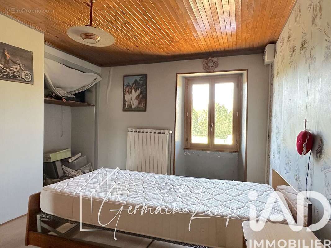 Photo 8 - Maison à LA BATIE-MONTGASCON