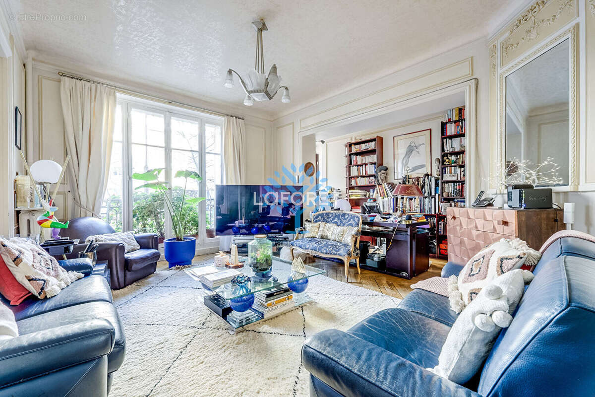 Appartement à PARIS-11E