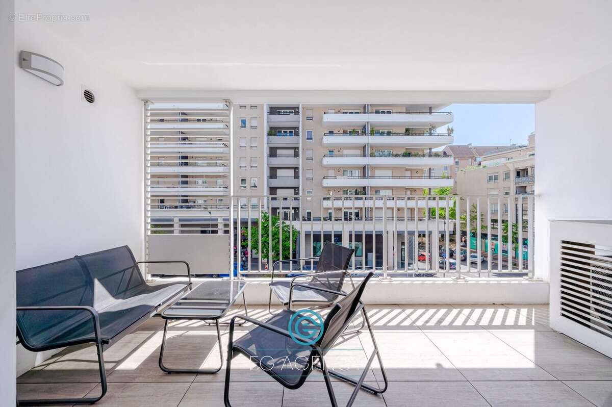 Appartement à MARSEILLE-8E