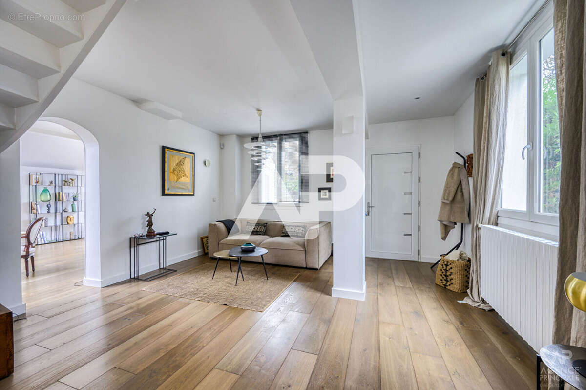 Maison à RUEIL-MALMAISON