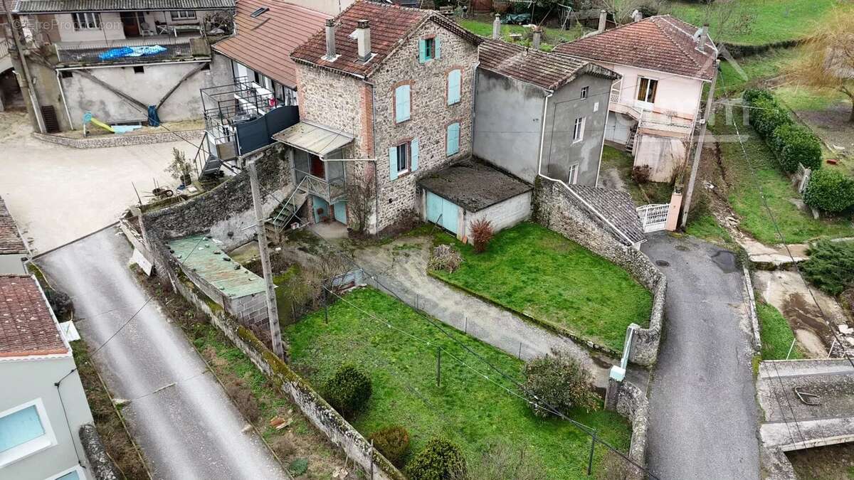 Maison à SARRAS