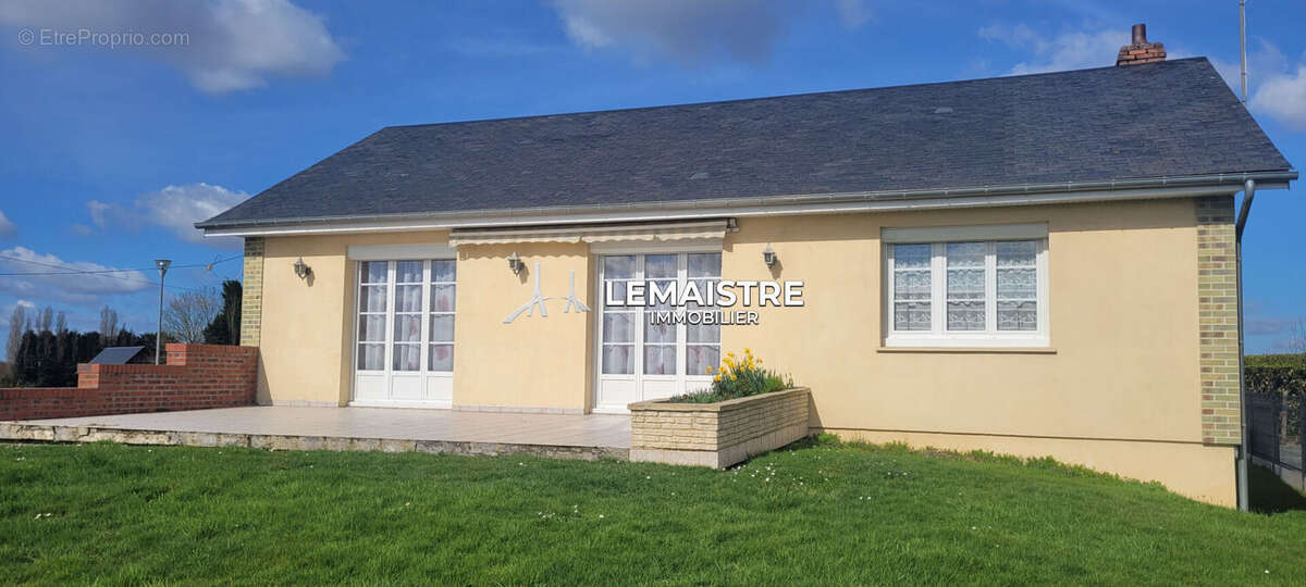 Maison à LA TRINITE-DU-MONT