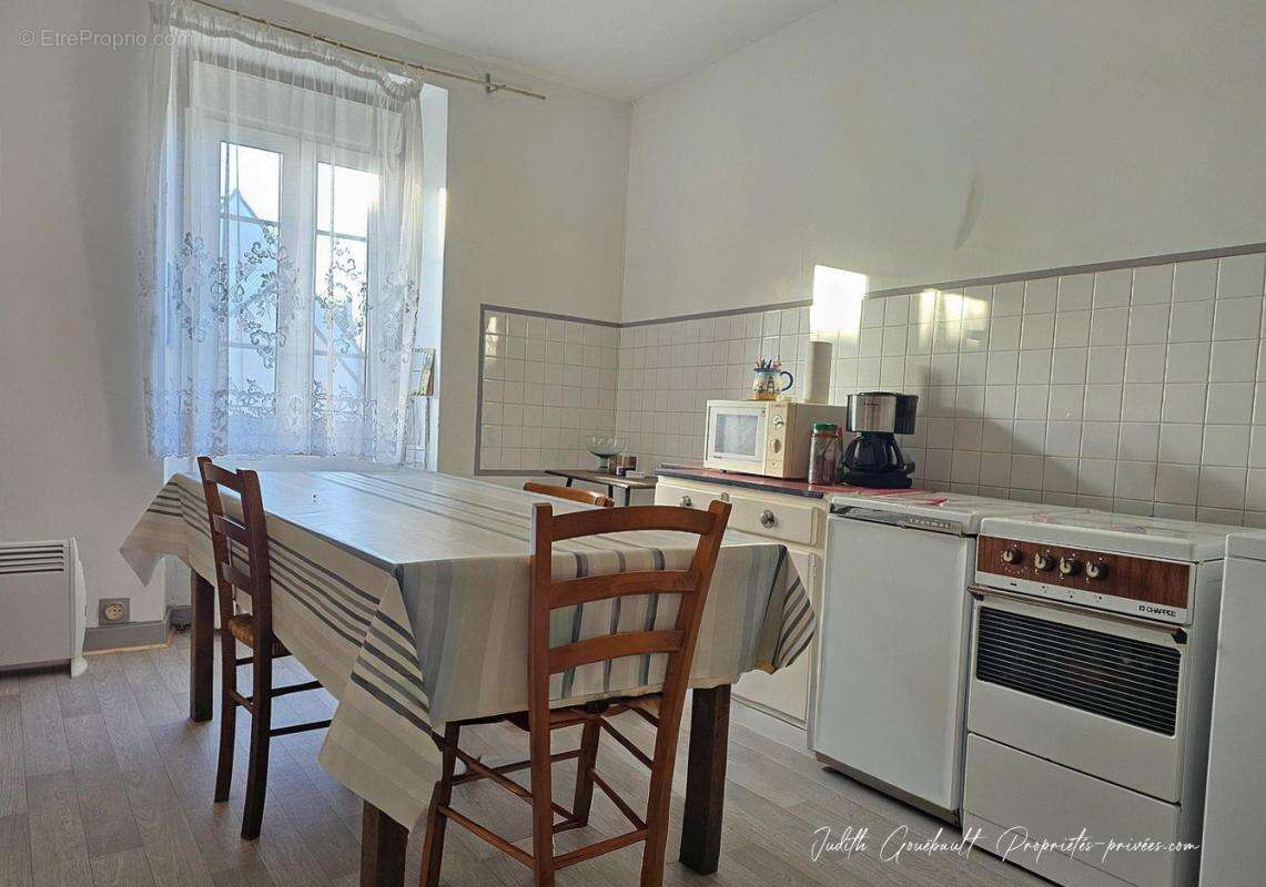 Maison de maître Ploumagoar (NEGOCIABLE) - photo 4
