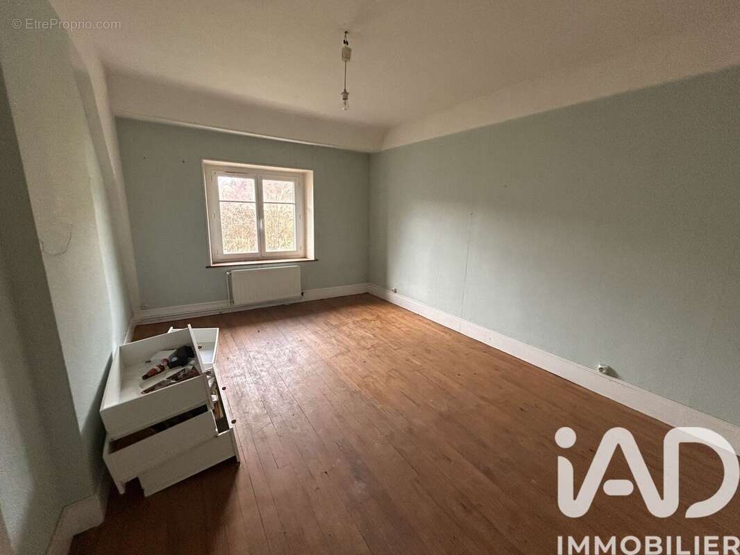Maison 148 m² à La Grande-Verriere  - photo 5