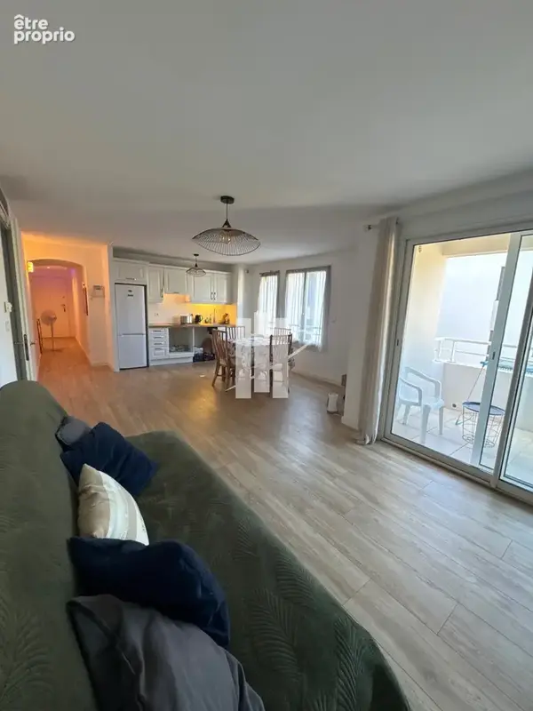 Triangle d or t2 au calme en etage - photo 2