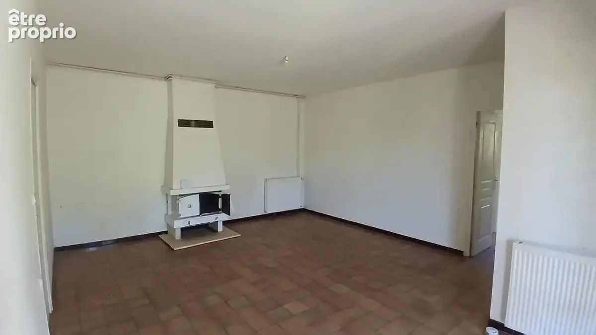Maison de plain pied avec 20 garages - photo 6