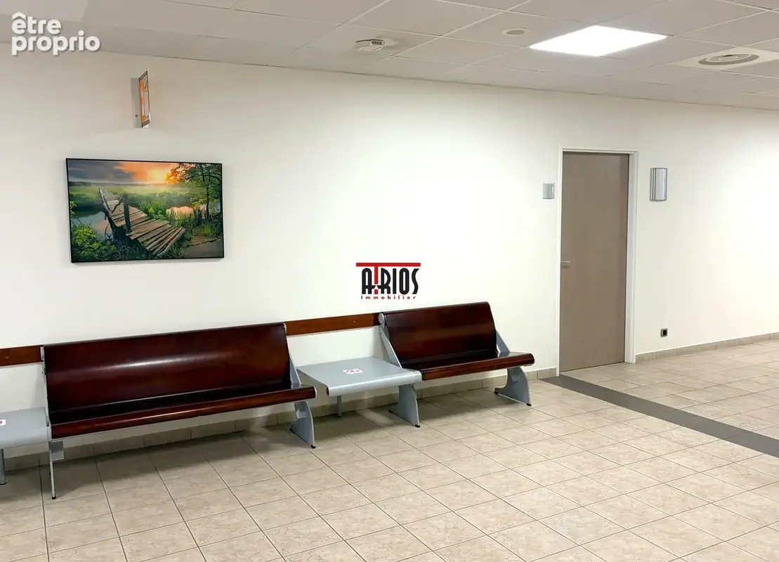 Commerce 62 m² à vendre à La Valette-Du-Var (83160) - photo 5