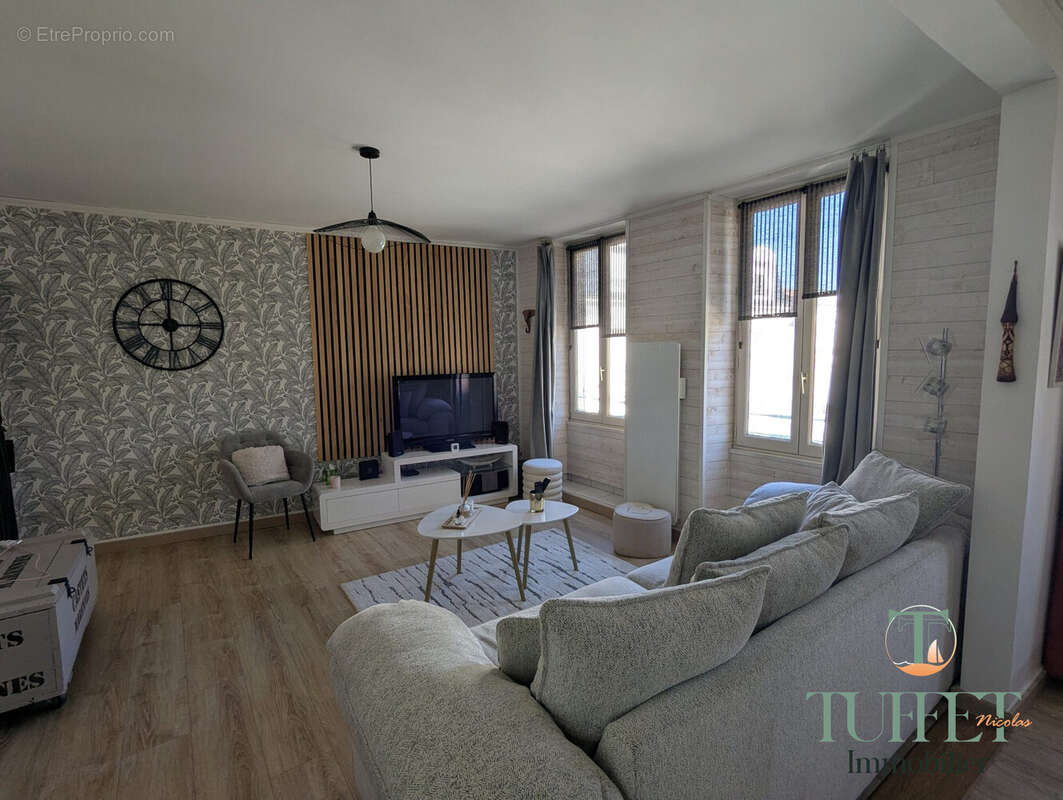 Appartement à HIERS-BROUAGE