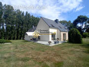Maison à PLOUEGAT-GUERAND