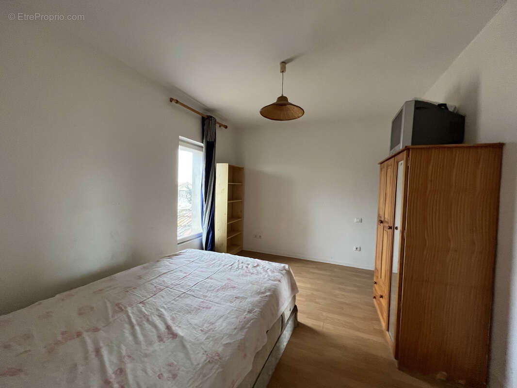 Appartement à LEZIGNAN-CORBIERES