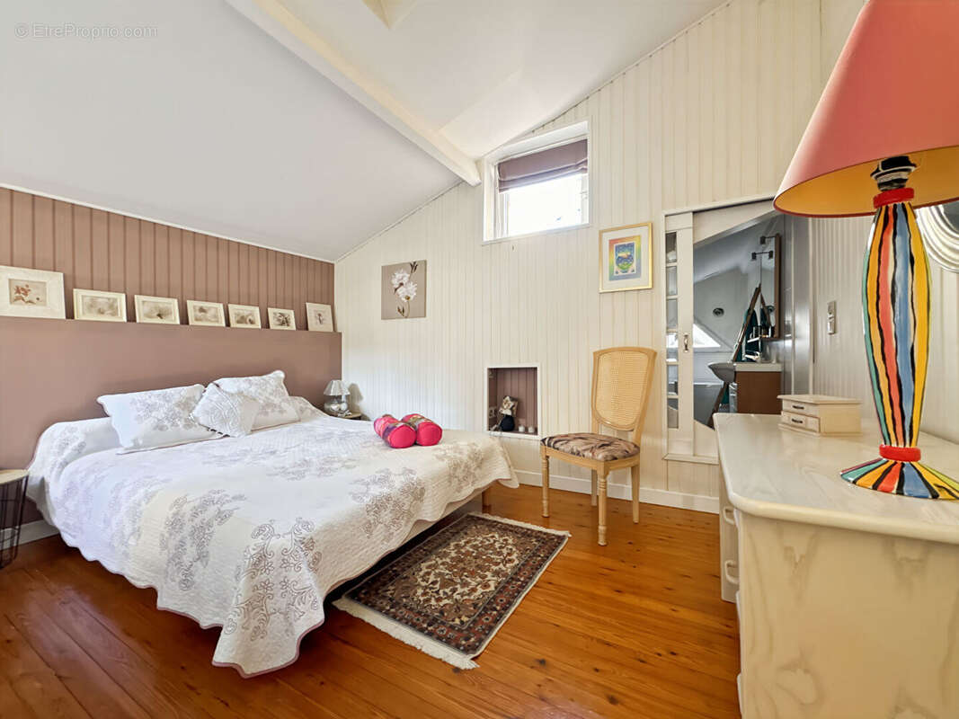 Loft 8 pièces 283 m2 à vendre - Bordeaux chartrons - photo 10