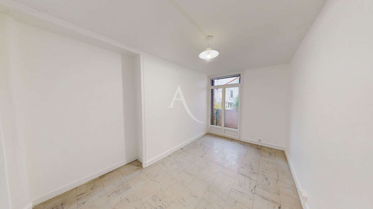 Appartement à ROSNY-SOUS-BOIS