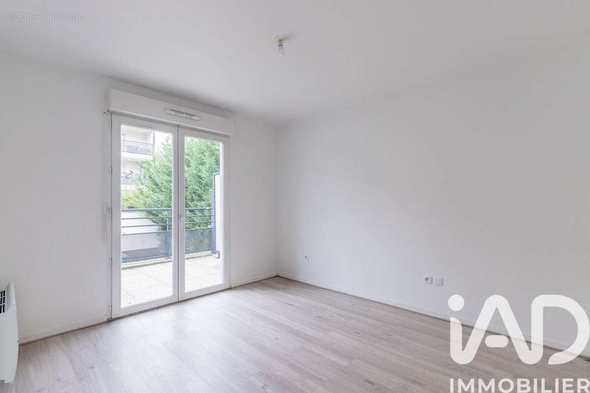 Photo 7 - Appartement à CHOISY-LE-ROI