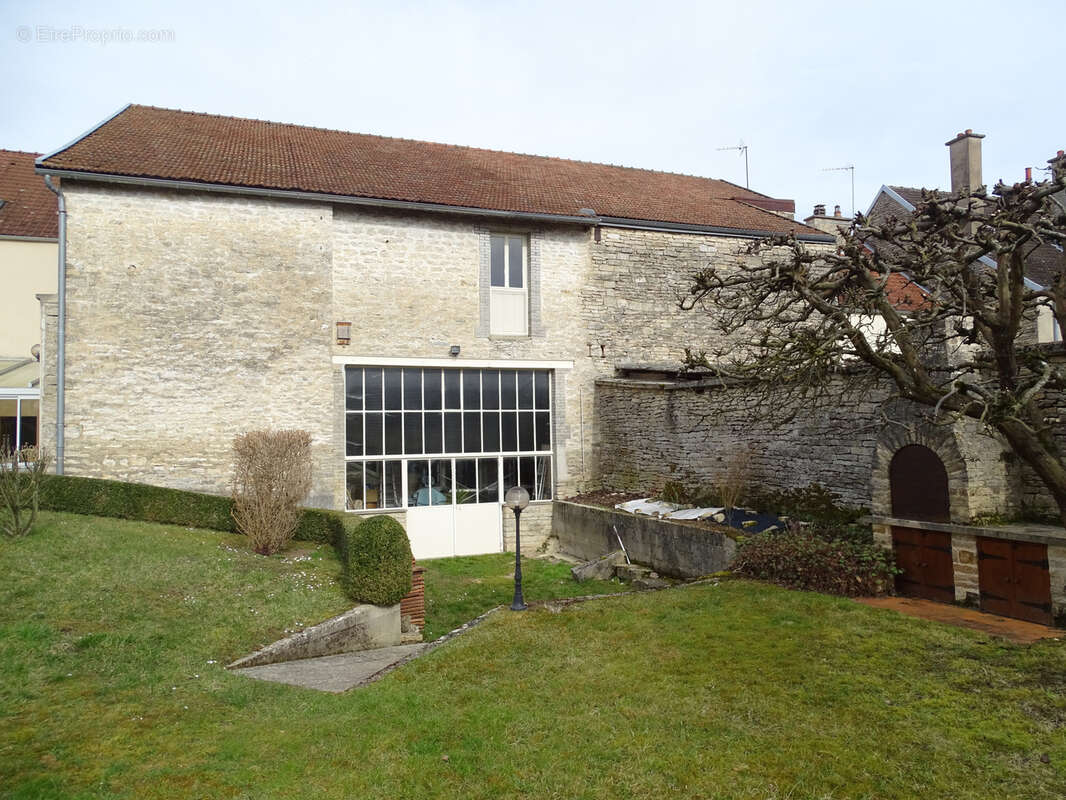 Maison à CHATILLON-SUR-SEINE