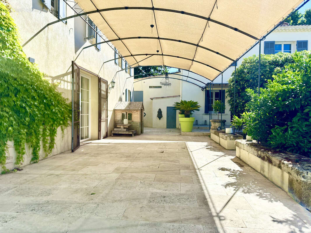 Maison à SALON-DE-PROVENCE