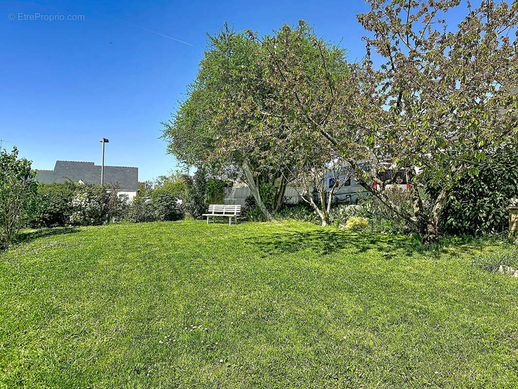 Maison à BRISSAC-QUINCE