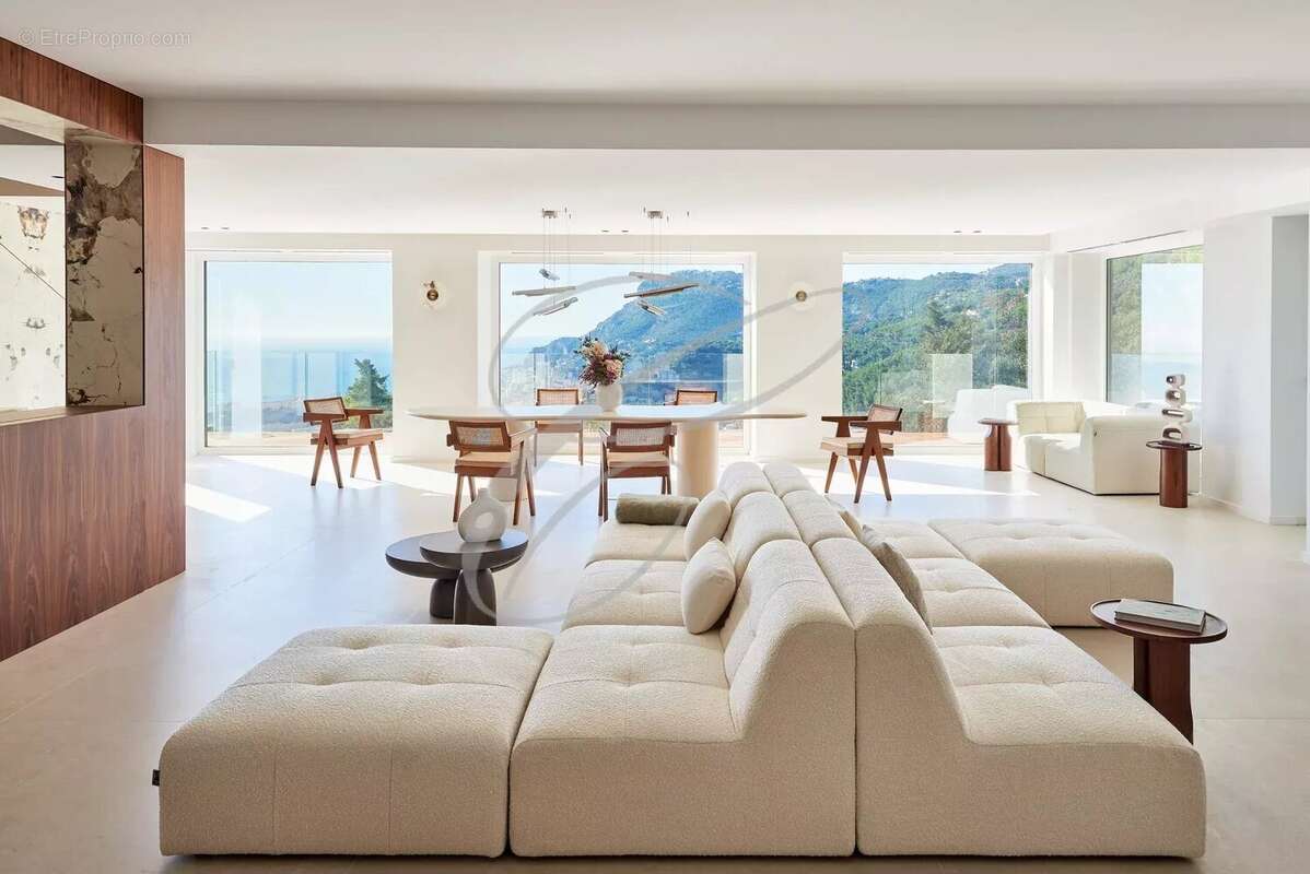 Maison à ROQUEBRUNE-CAP-MARTIN