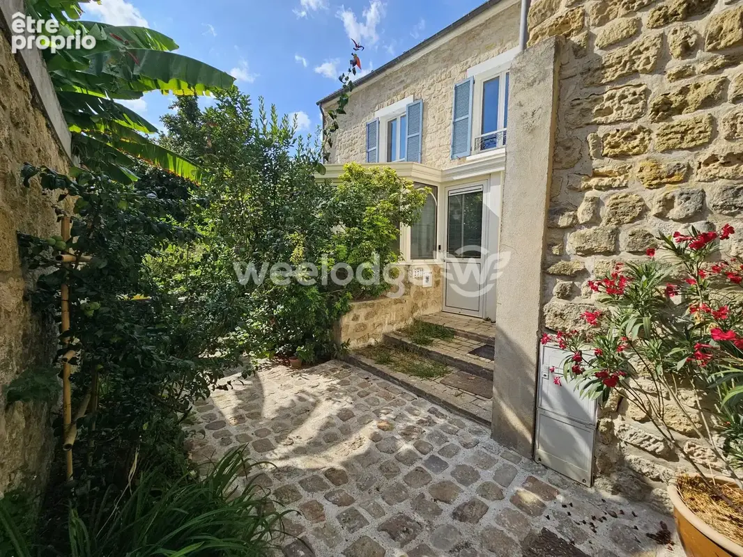 Maison à PONTOISE