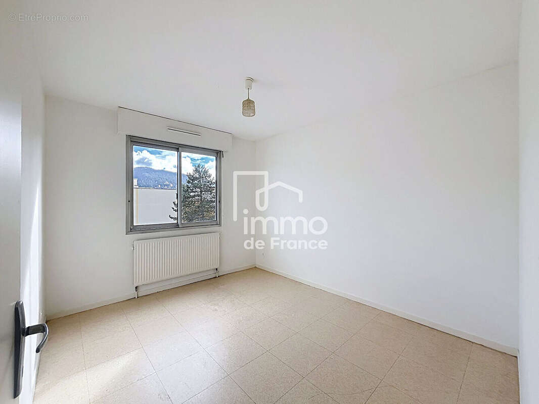 Appartement à OYONNAX