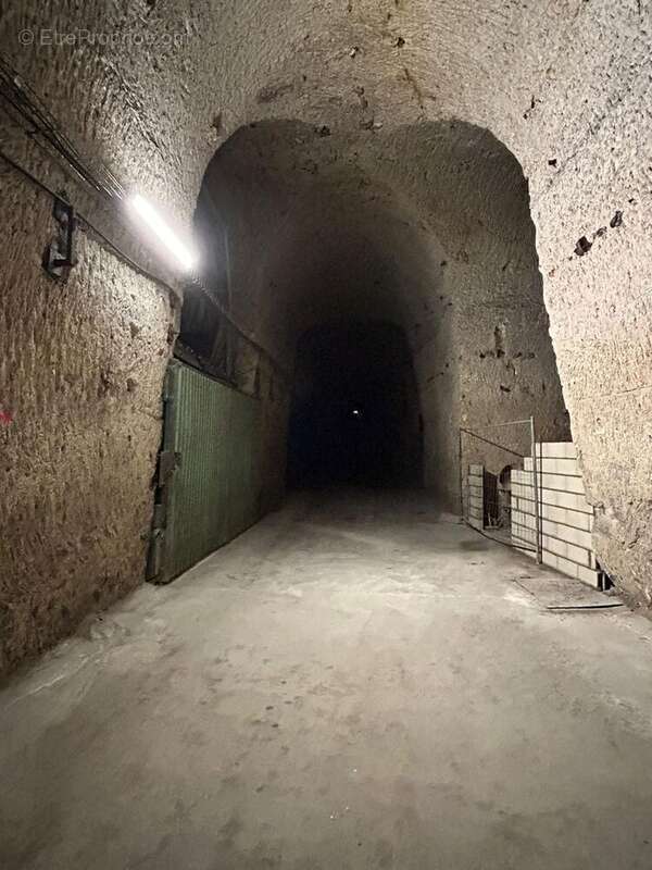 Commerce à BOUGIVAL