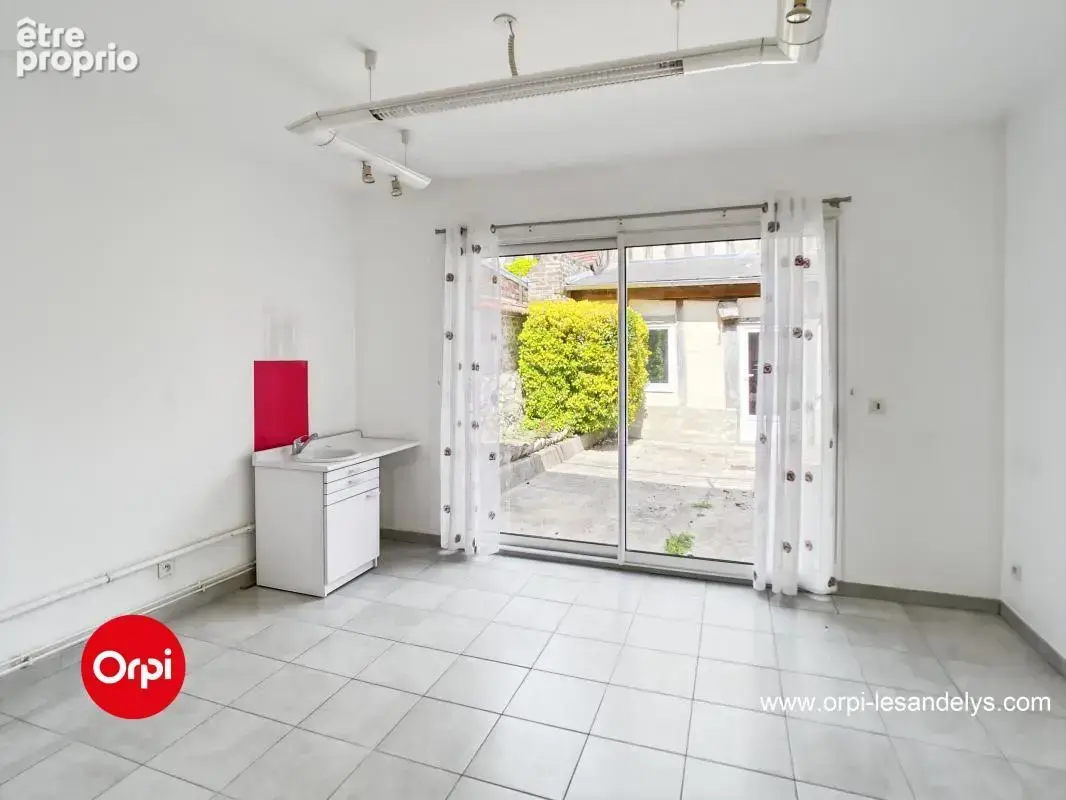 Maison et local commercial À Vendre - photo 7
