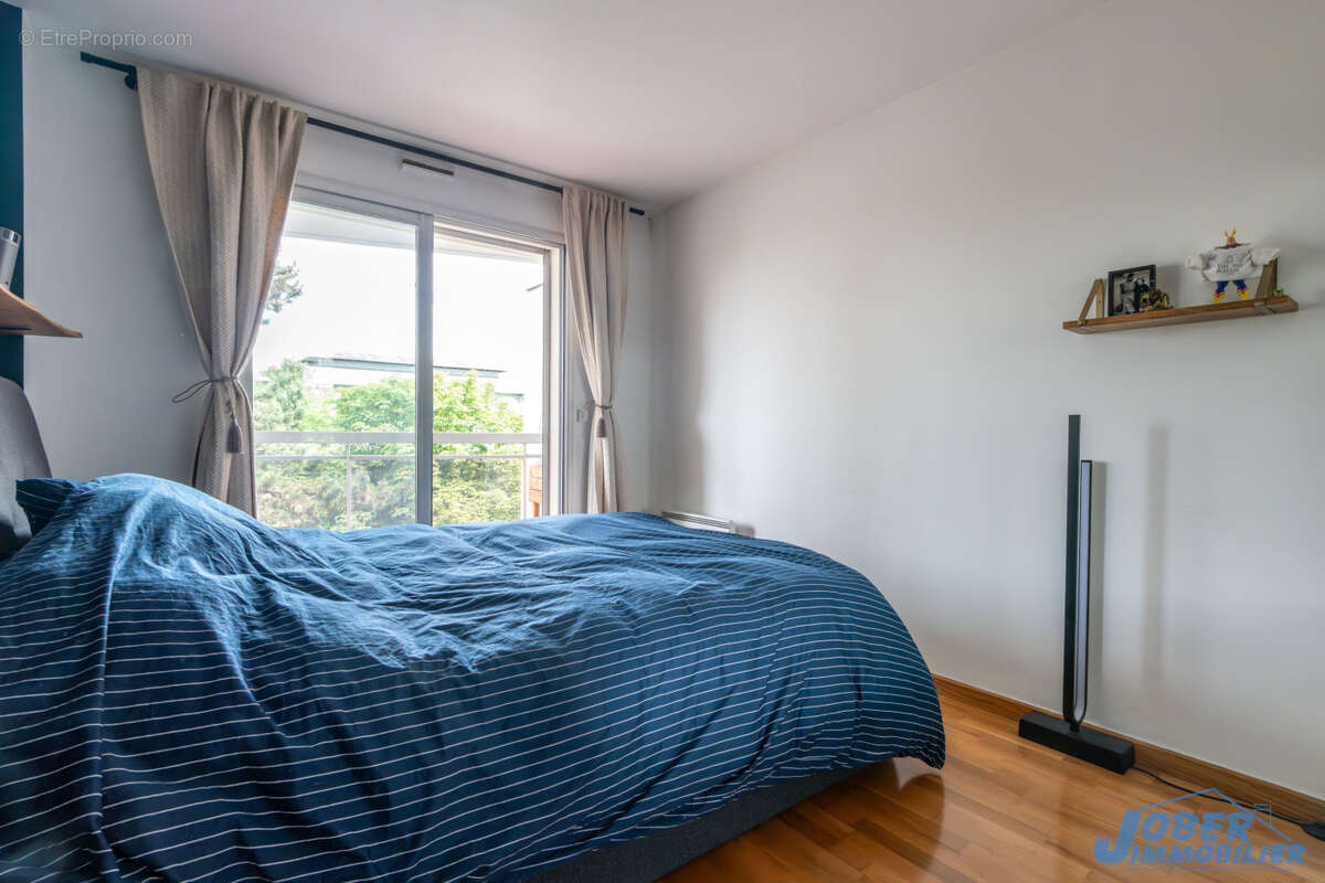 Appartement à NOGENT-SUR-MARNE
