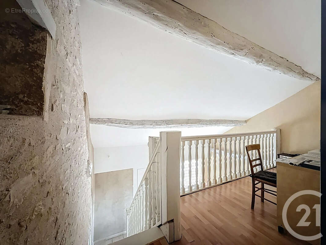 Maison à RUFFEY-LES-ECHIREY