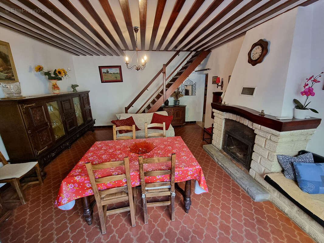 Maison à MALAUCENE