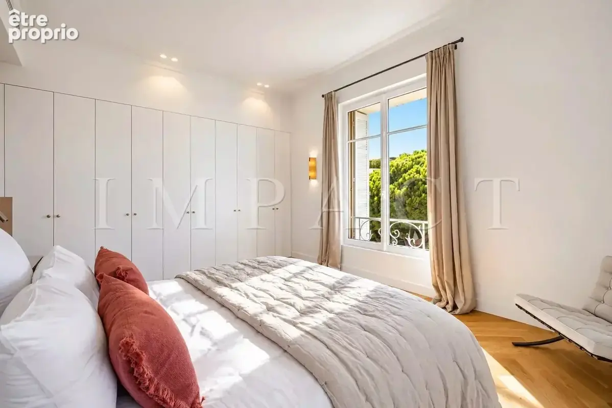 Cannes Californie – Appartement 4 Pièces Belle Époque rénové avec vue mer à vendre - photo 11