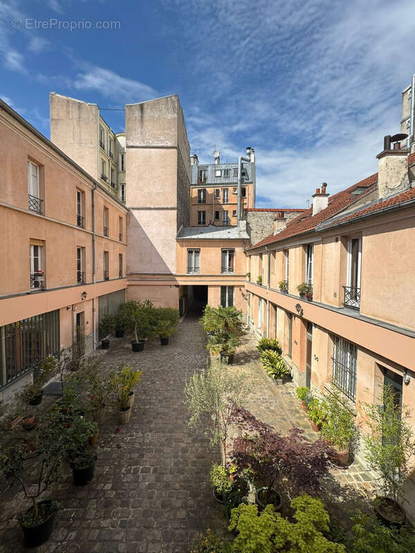 Appartement à PARIS-20E