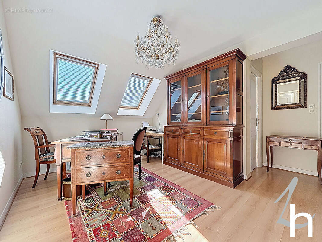 Maison à VILLONS-LES-BUISSONS