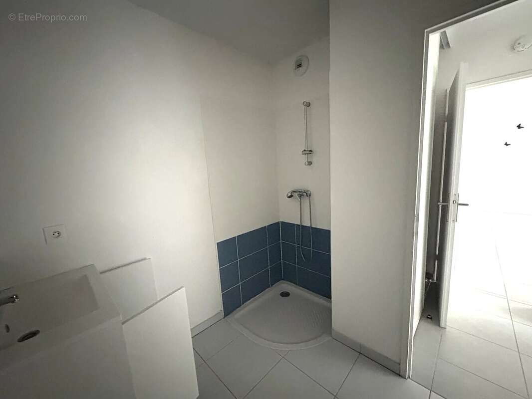 Appartement à LA SALVETAT-SAINT-GILLES