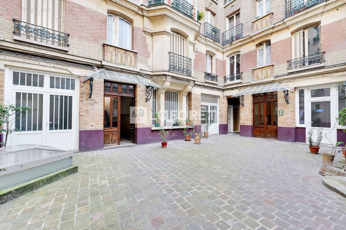 Appartement à PARIS-12E