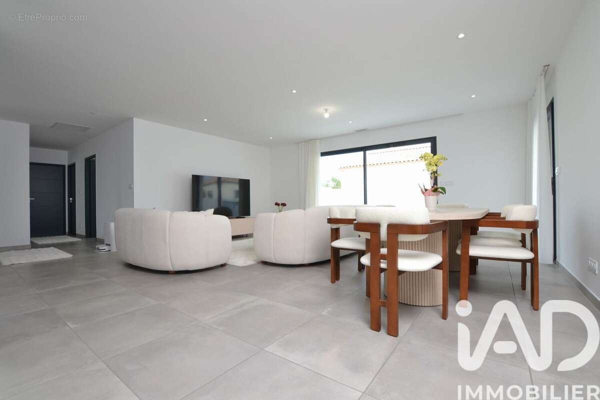 Photo 2 - Maison à SAINT-ANDRE-DE-ROQUELONGUE