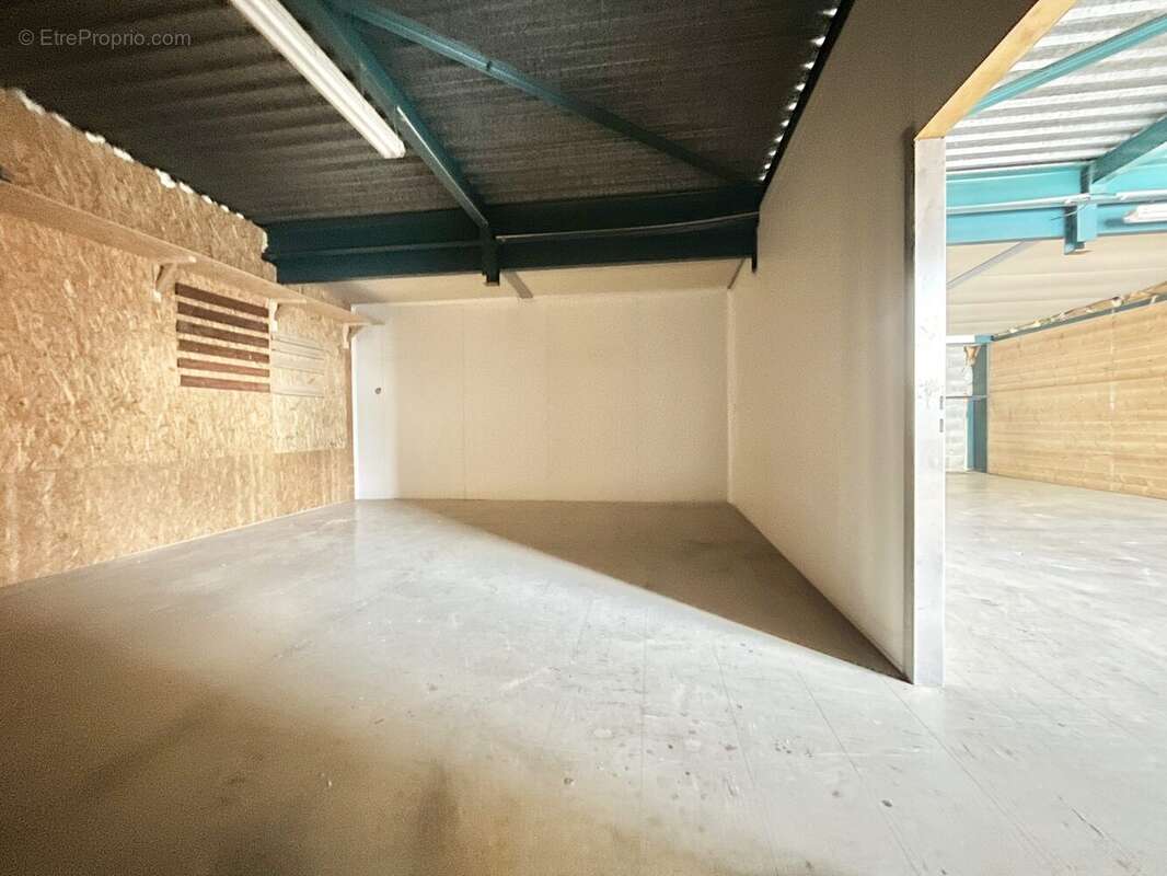 Commerce à LA BALME-DE-SILLINGY