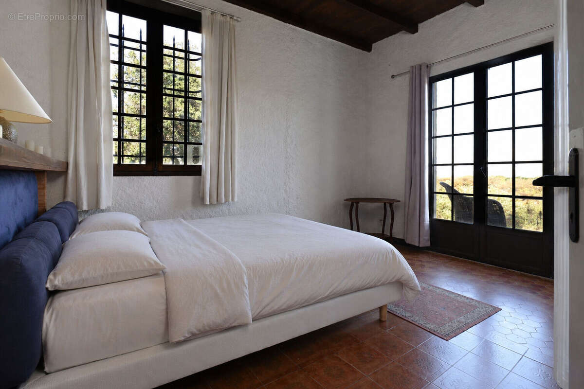 Maison à LAROQUE-DES-ALBERES
