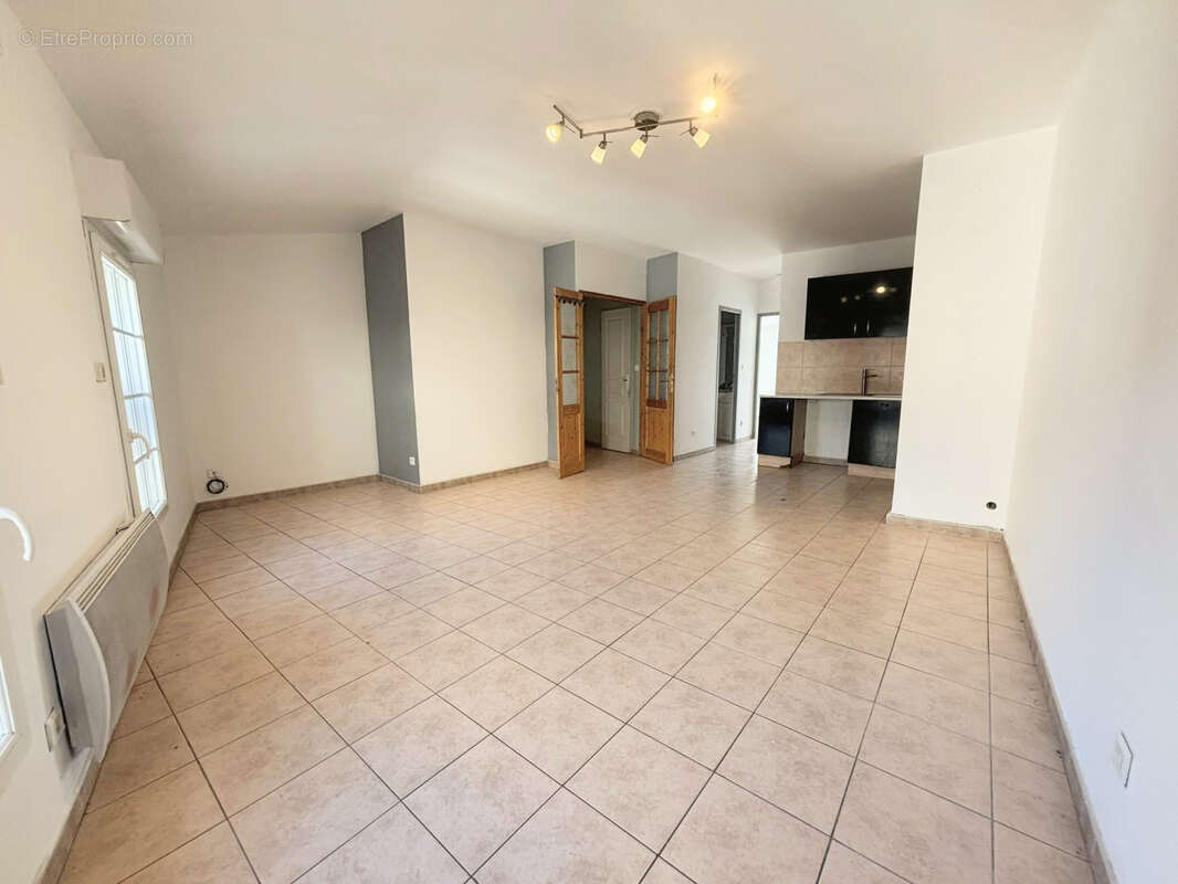 Ensemble immobilier atypique - 162m2 - photo 2