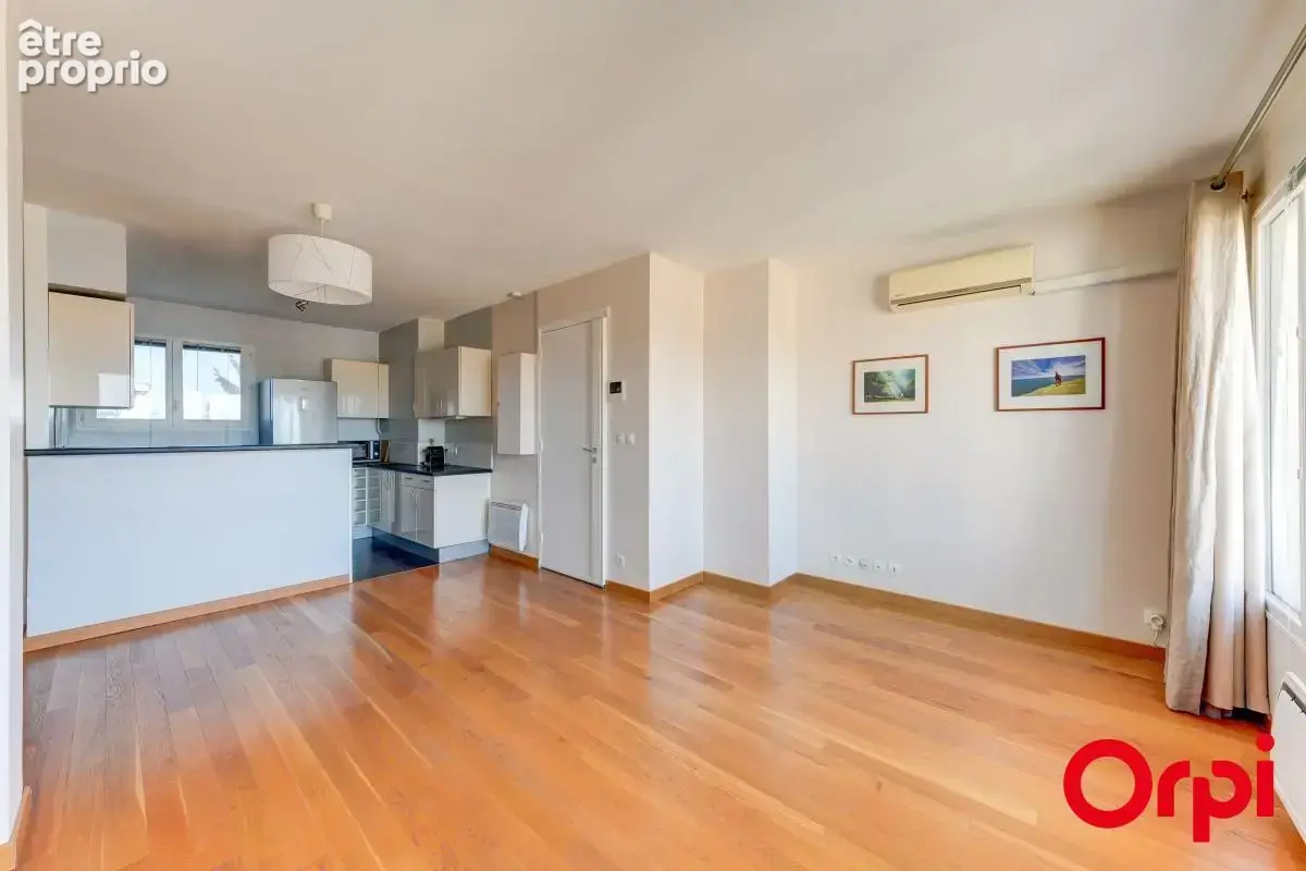 Appartement à CALUIRE-ET-CUIRE