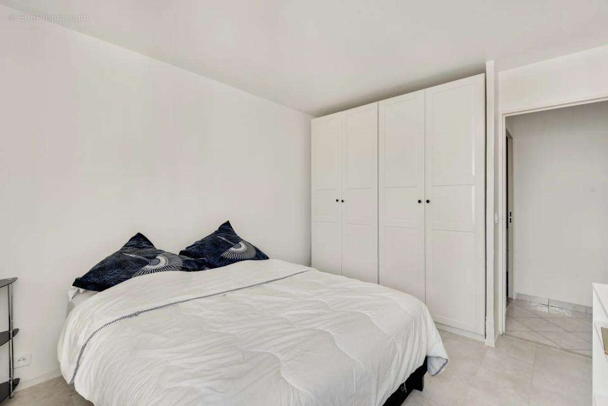 Appartement à LA COURNEUVE