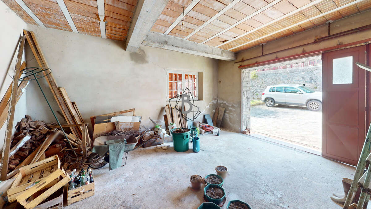 Maison - 195m2 - salles-curan - photo 16
