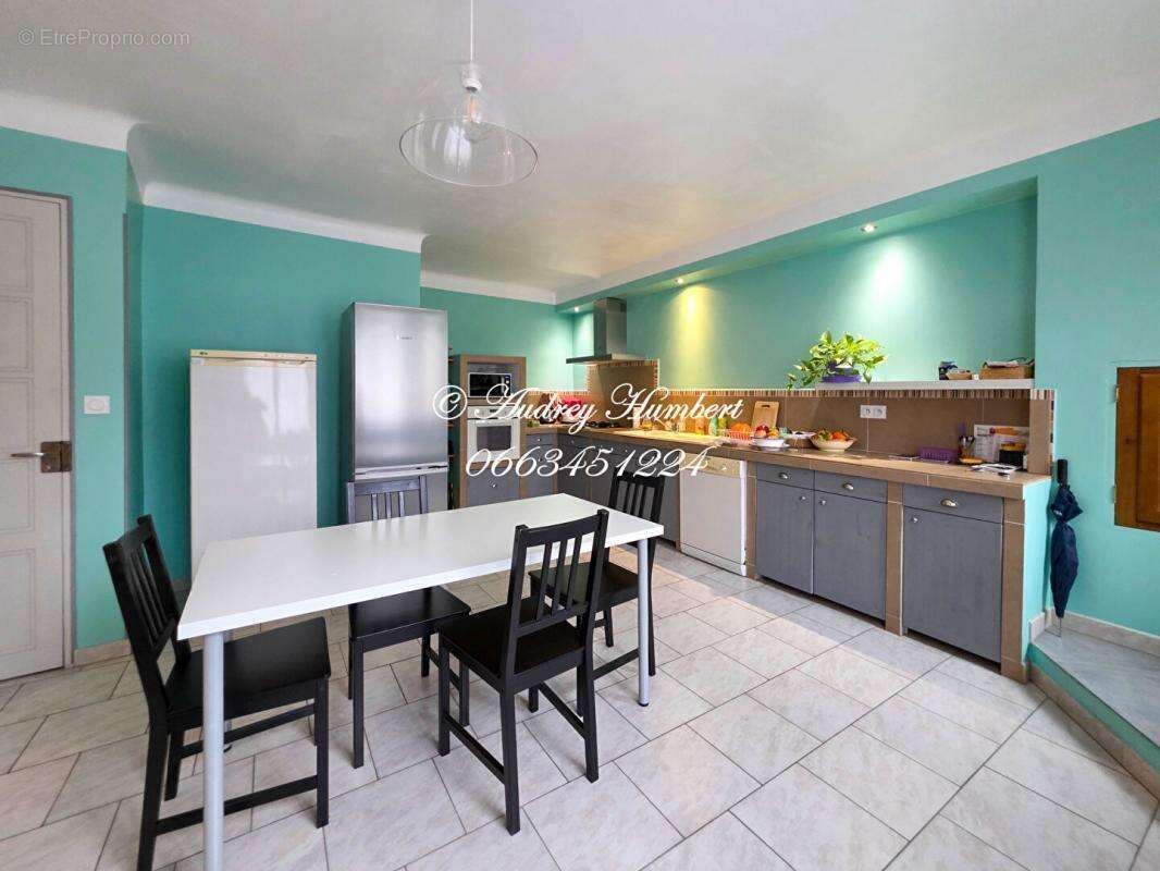 Maison à SAINTE-TULLE