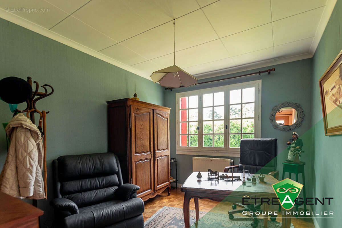 Maison NOGENT-LE-SEC - 82 m² - 3 chambres - photo 10