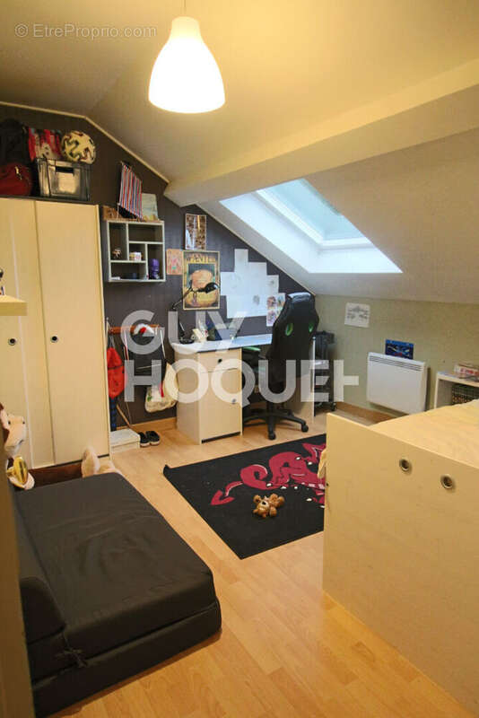 Appartement à LIMOURS