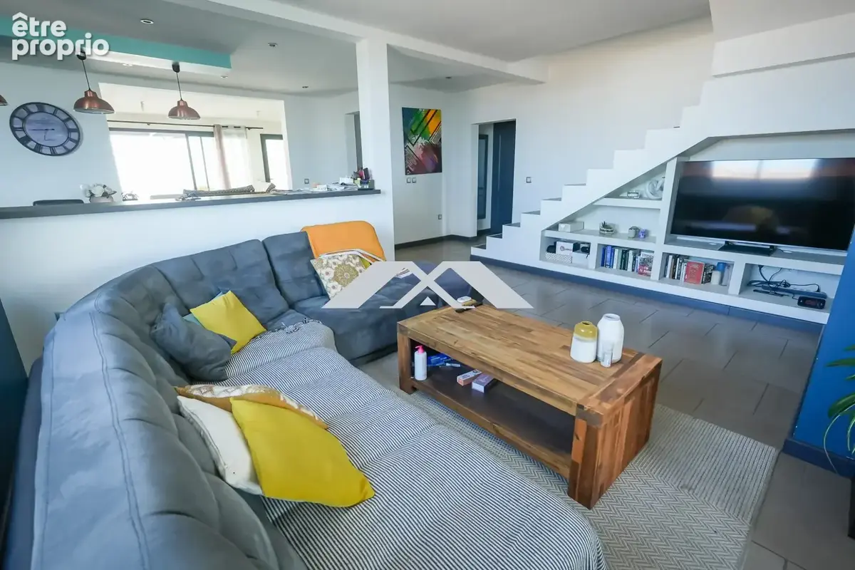 Maison 5 pièces 175 m² à vendre à Saint-Louis (97421) - photo 9