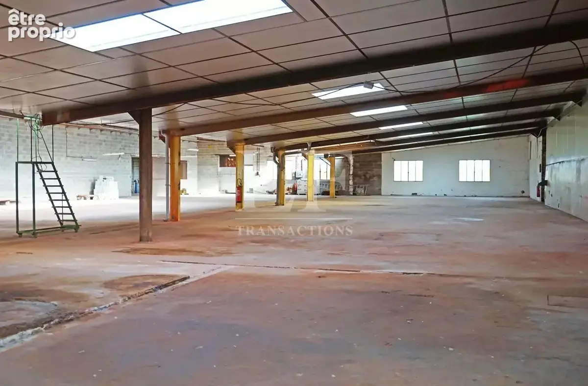 Sermaize-les-bains (51250) – ensemble immobilier d’exception : 4 750 m² de bâtiments + maison rénovée sur 1,4 hectare - photo 22
