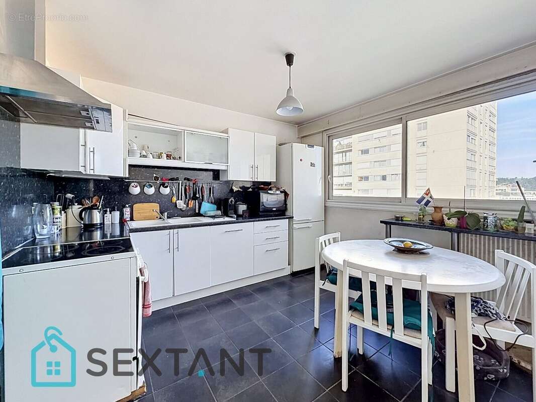 Appartement 70 m2 2 chambres avec parking - photo 3