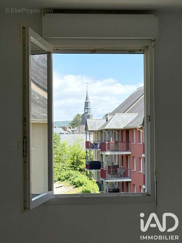 Appartement 41 m² à La Riviere-Saint-Sauveur  - photo 9
