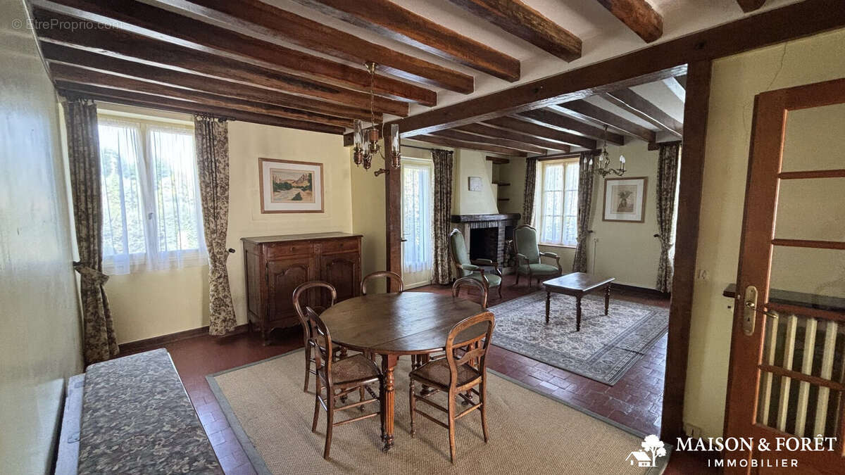 Maison 136 m² à Ouzouer-Sur-Trezee  - photo 3