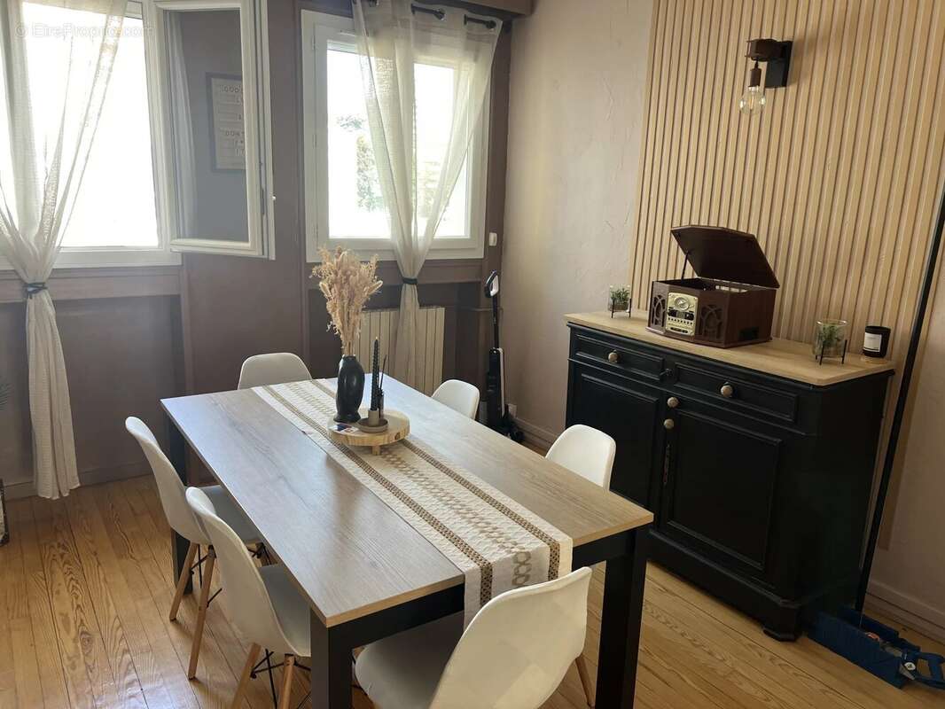 Très bel appartement place Foch - photo 7