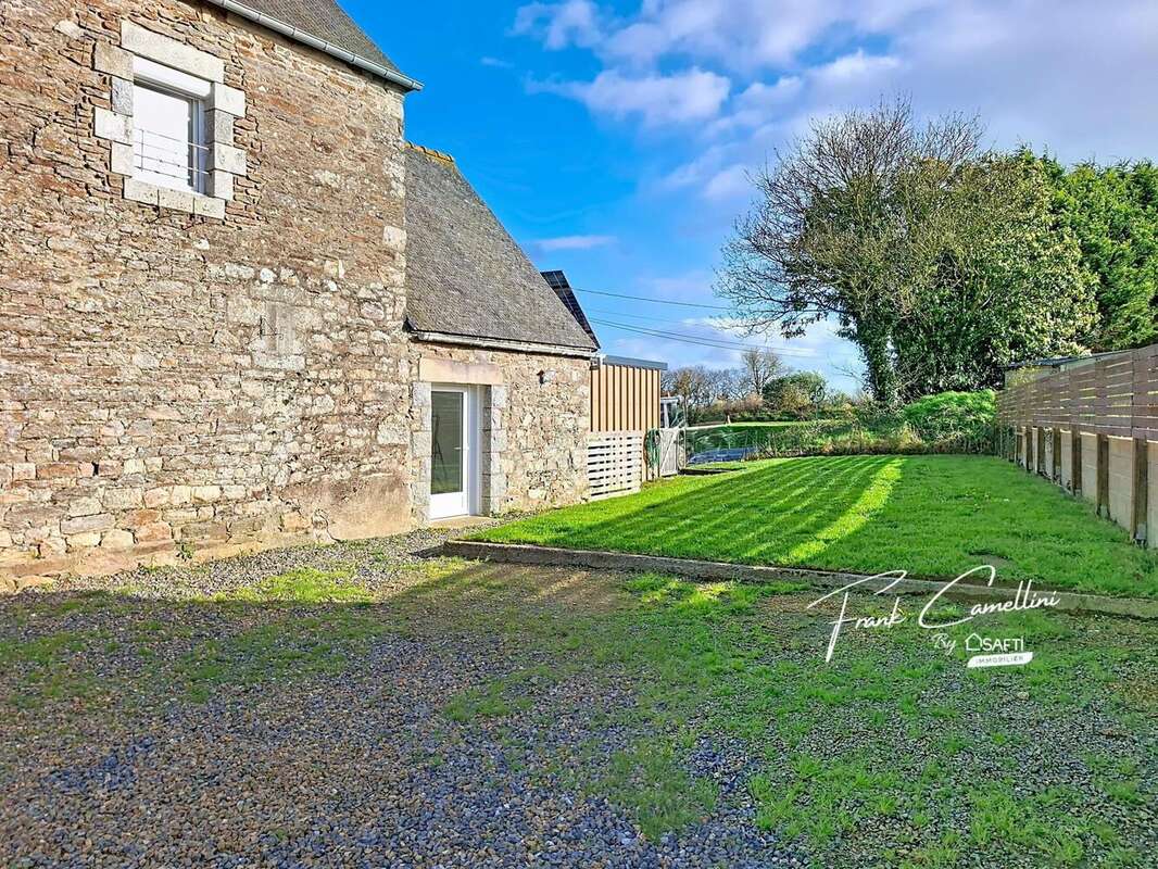 Maison 140 m² à Brelidy  - photo 2